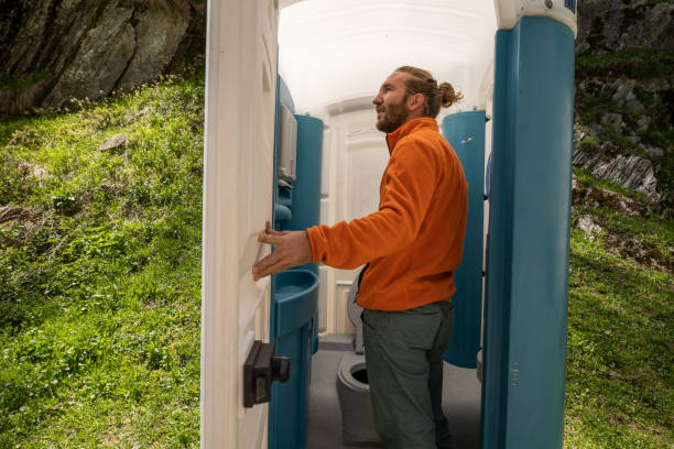 Best Portable bathroom rental  in Derby, CT